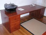 38Redgumpedestaldesk.jpg